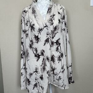 Monday Fun Stitch Fix Blouse Top Shirt Women’s Plus Size 3X Off White Floral
